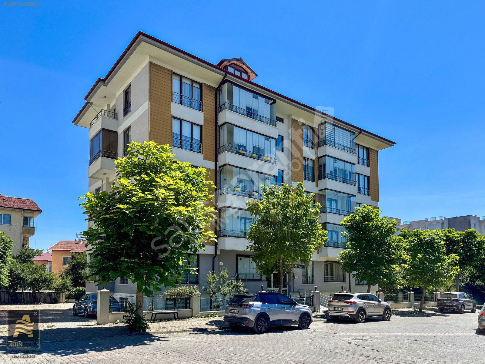BOLU, BEŞKAVAKLARDA, ARA KAT, 3+1 KİRALIK DAİRE - ALTIN EMLAK