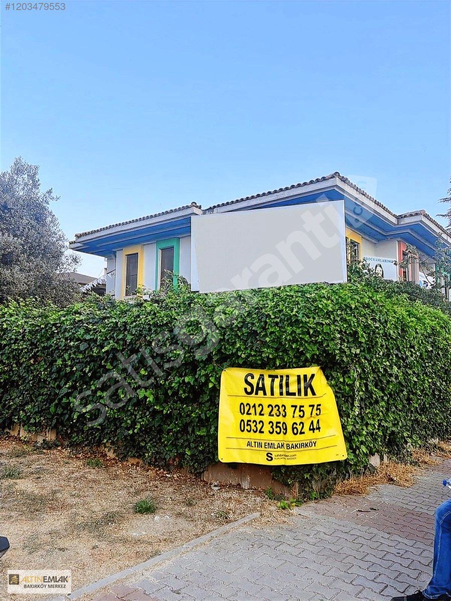Mimaroba Emlak Konut Vilların'da 9+2 - Fırsat Tribleks 400 m2
