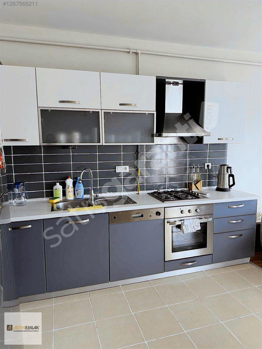 ISPARTAKULE EFES SİTESİ 1+1 SATILIK KÖŞE DAİRE GÜNEY CEPHE