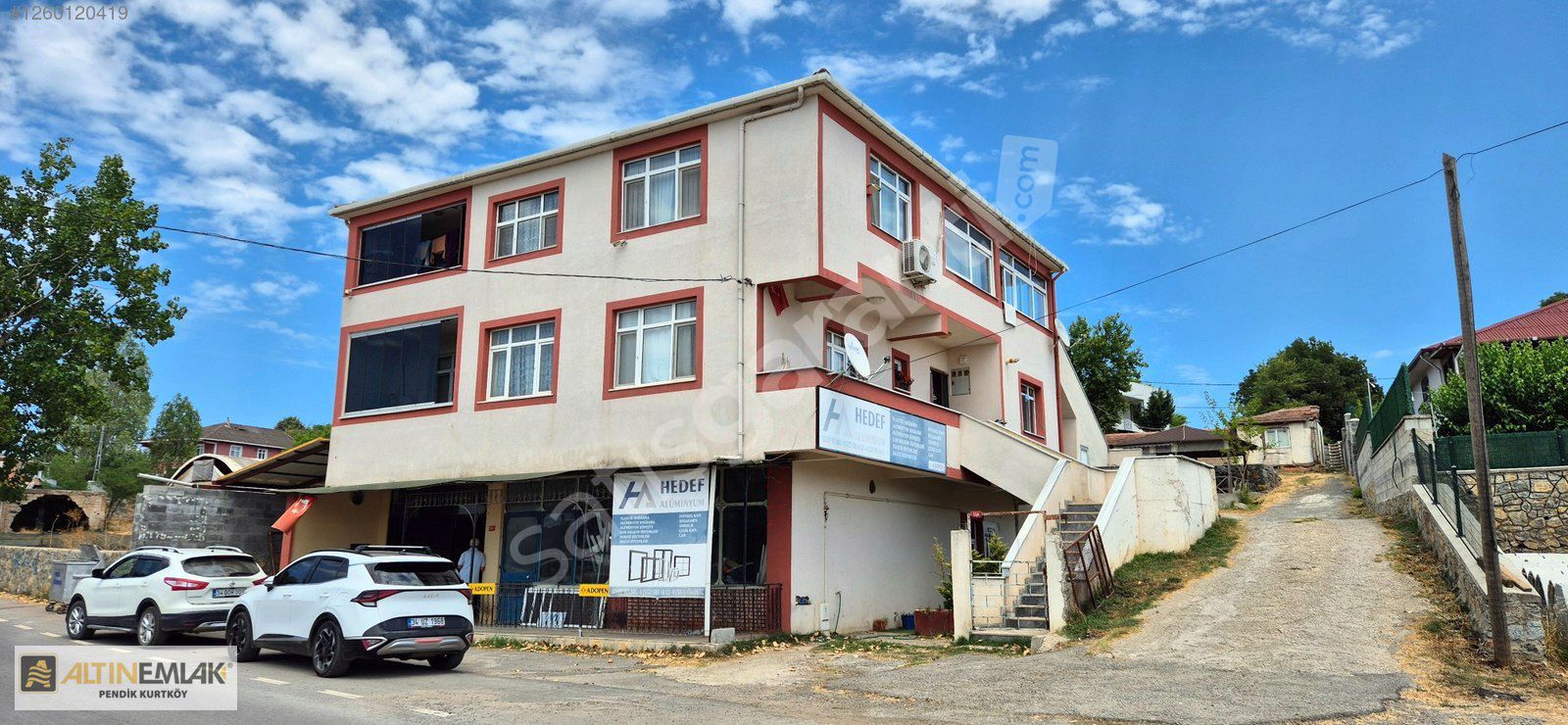 GÖÇBEYLİ MERKEZDE SATILIK 2.000 m2 ARSA ÜZERİNDE 3 KATLI BİNA