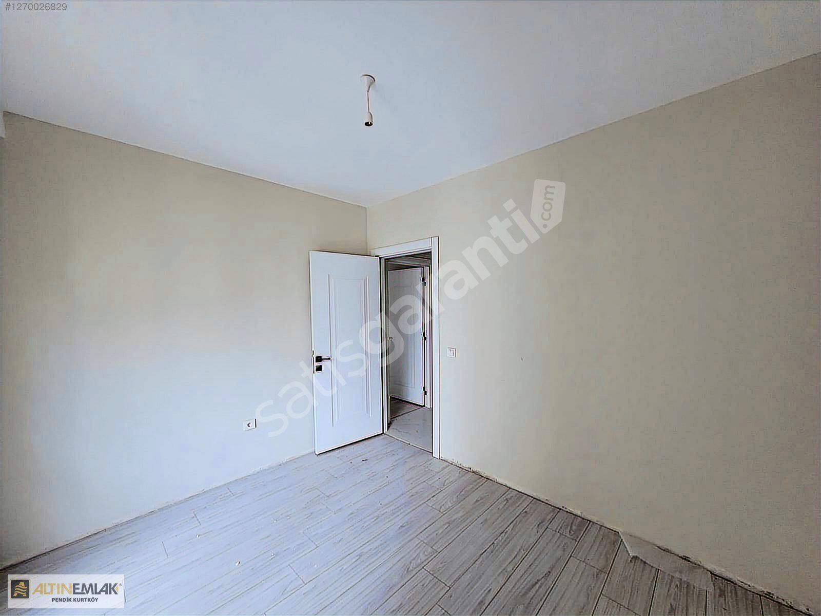 ALTIN EMLAKTAN TUZLA İSTASYON MAH. 3 CEPHELİ 3+1 SATILIK DAİRE