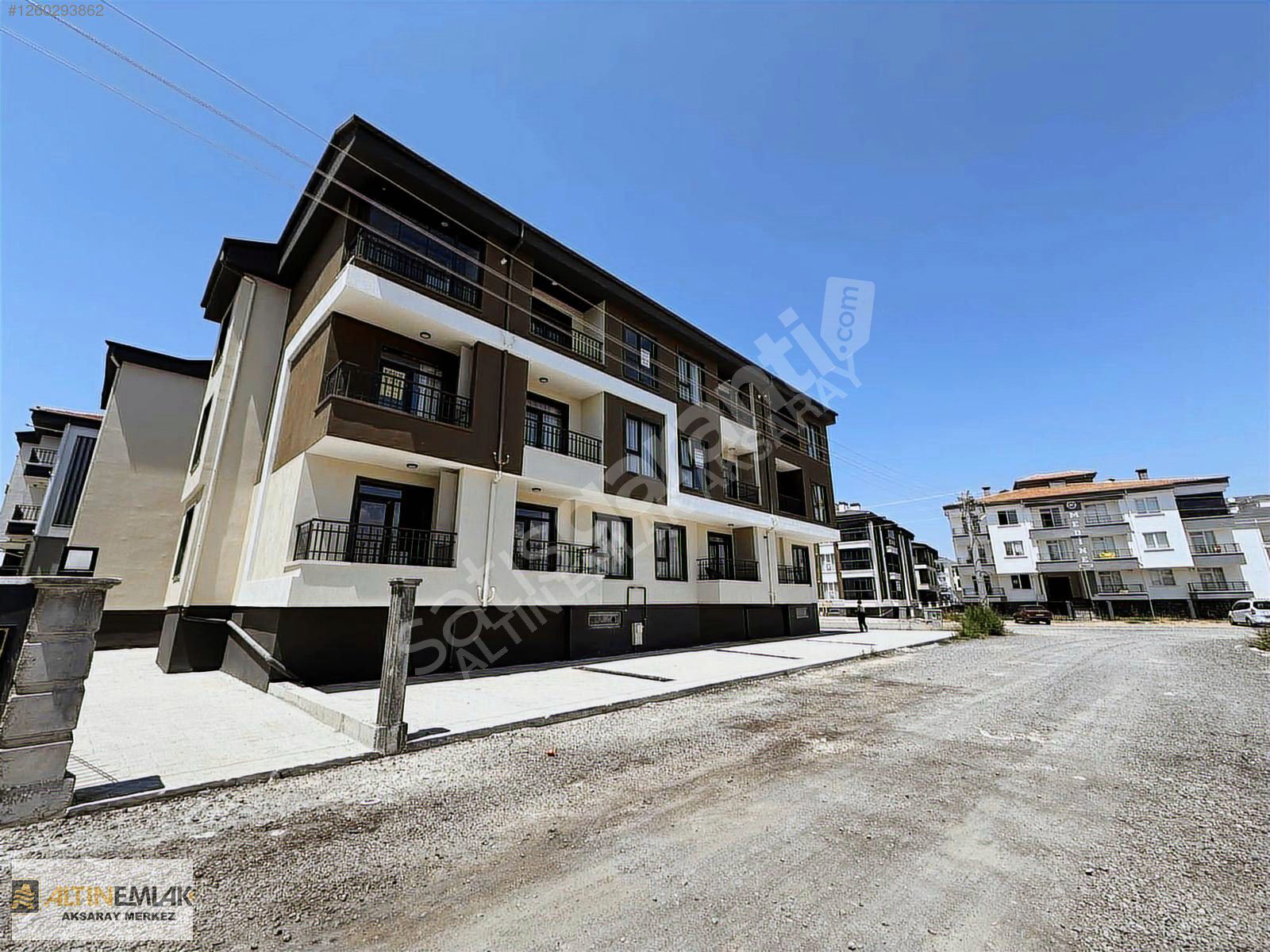 TRALLES GOLD'DA ARAKAT 1+1 FULL EŞYALI DAİRE