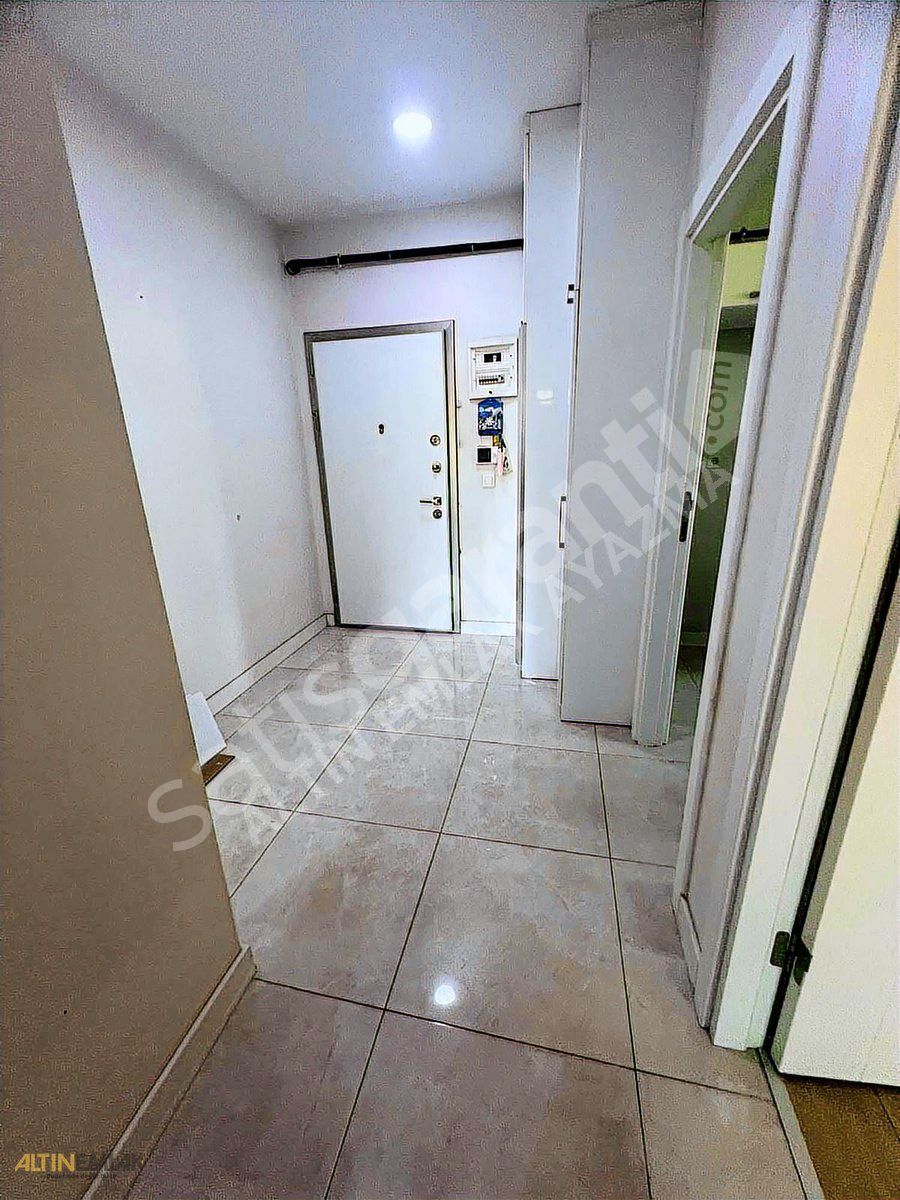 BAŞAKŞEHIR AVANTTEPE SİTESİ OFİS VE MESKENE UYGUN CADDE YANİ