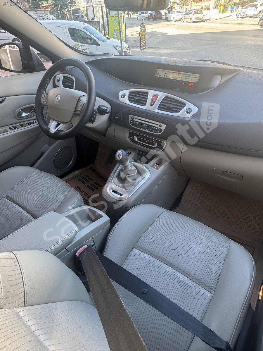 AYDOĞAN AUTO DAN 2 PARCA BOYALI 7 KİŞİLİK PRİVİLEGE PKT