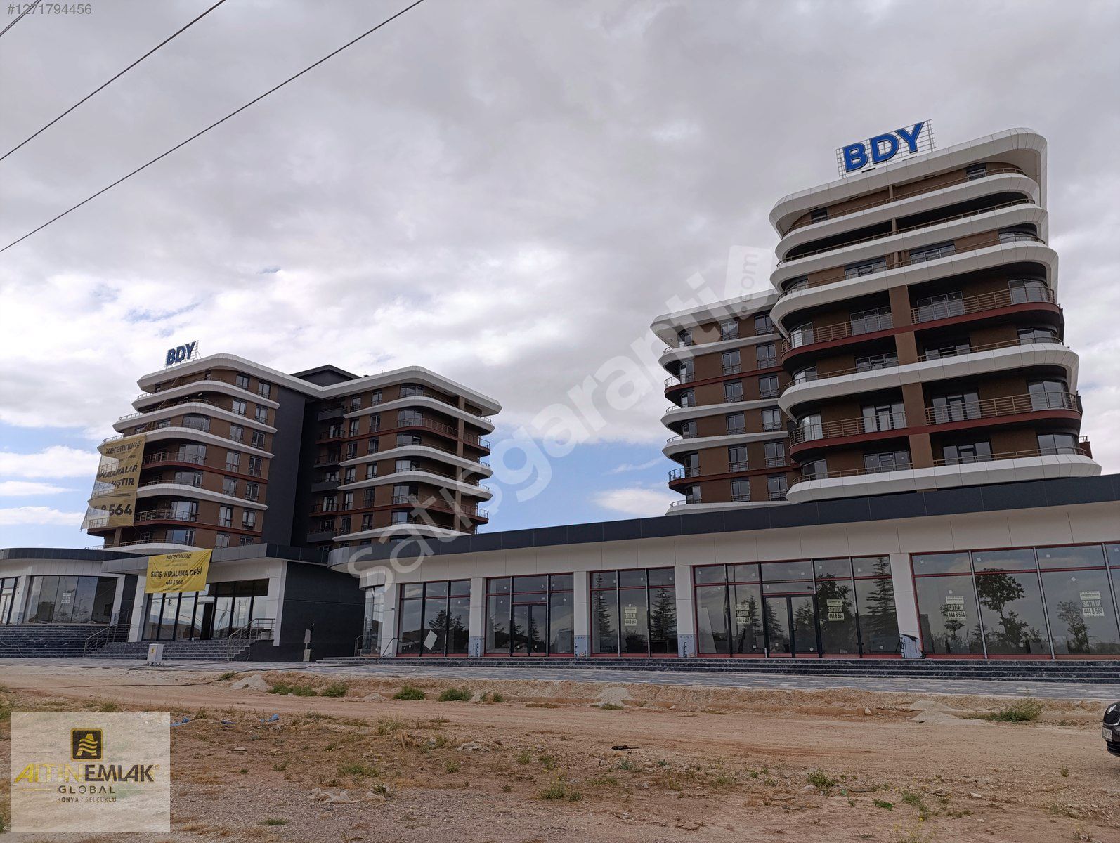 NOVADA YANI BEKAR/ÖĞRENCİYE UYGUN KİRALIK 1+1 SIFIR SUPER SİTE