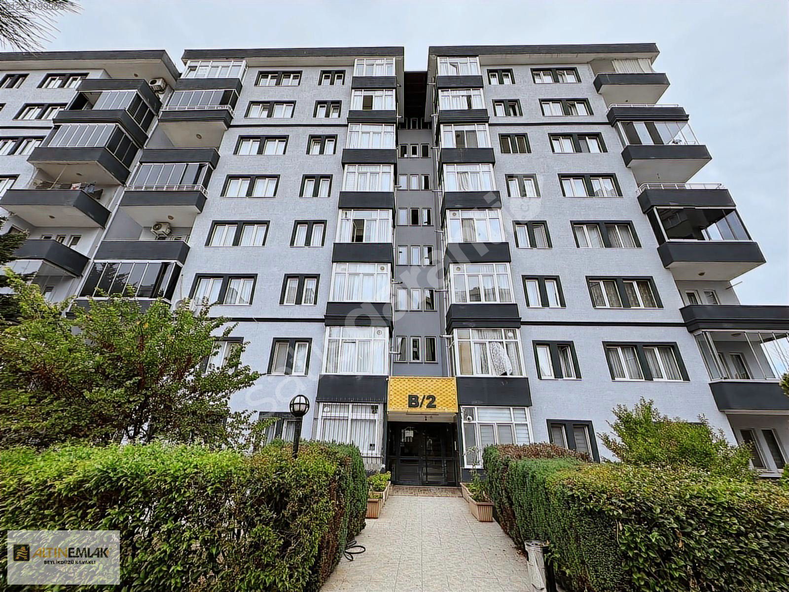 BEYLİKDÜZÜ MARMARA DA YÜCE SİTESİNDE KİRALIK 3+1 125 M2 DAİRE