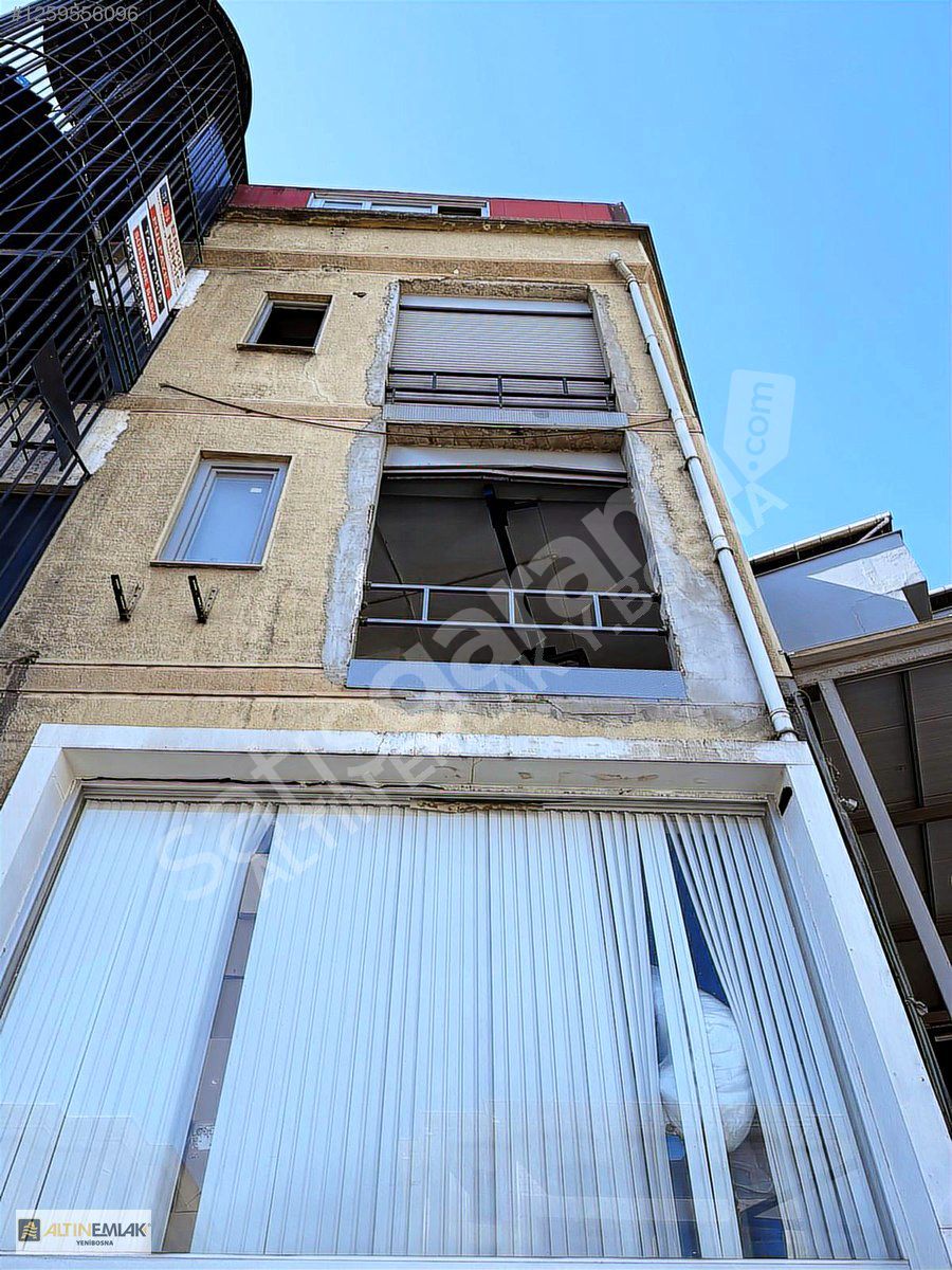 YENİBOSNADA İMALATA UYGUN 2500M2 İŞ HANINDA KATLAR