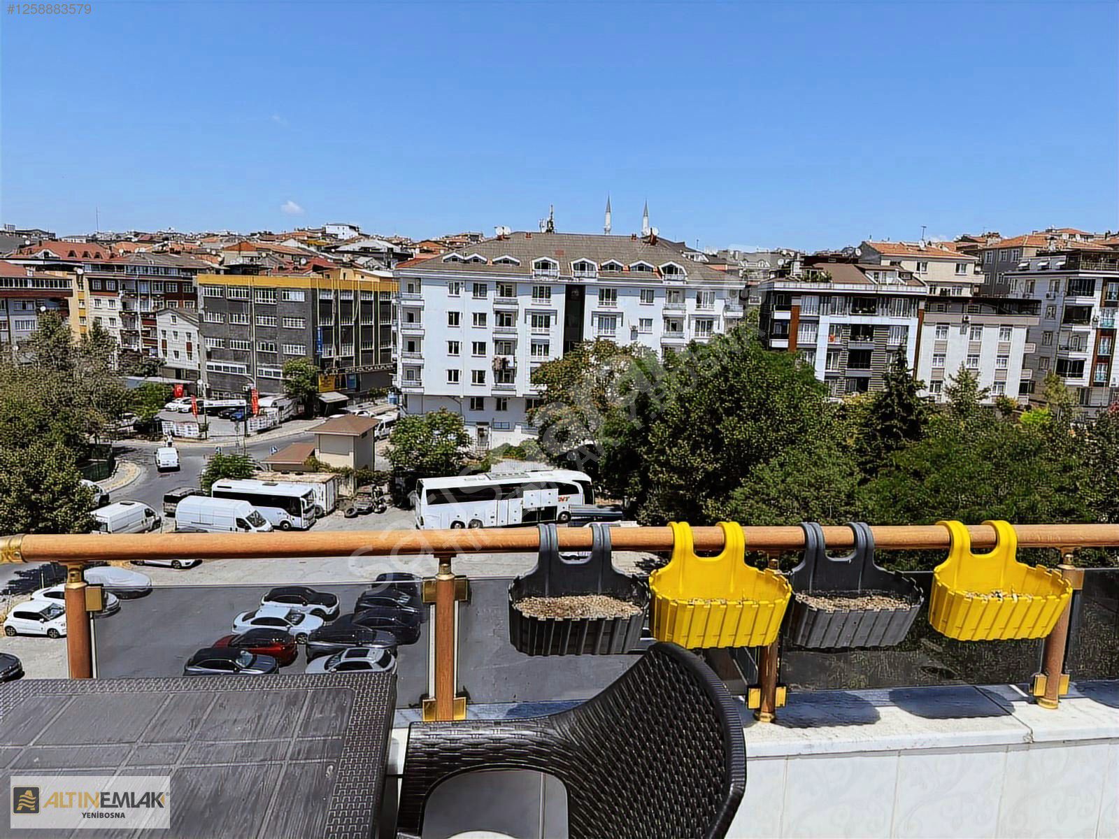 ÇOBANÇEŞMEDE SİTEDE KAPALI OTOPARKLI DUBLEKS DAİRE