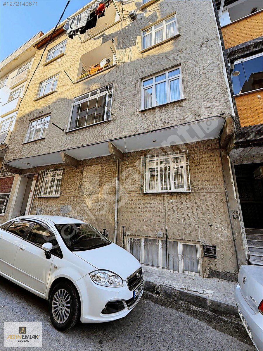 BAĞCILAR KİRAZLI'DA METROYA 5 DK. 2+1 BAHÇE KATI SATILIK DAİRE