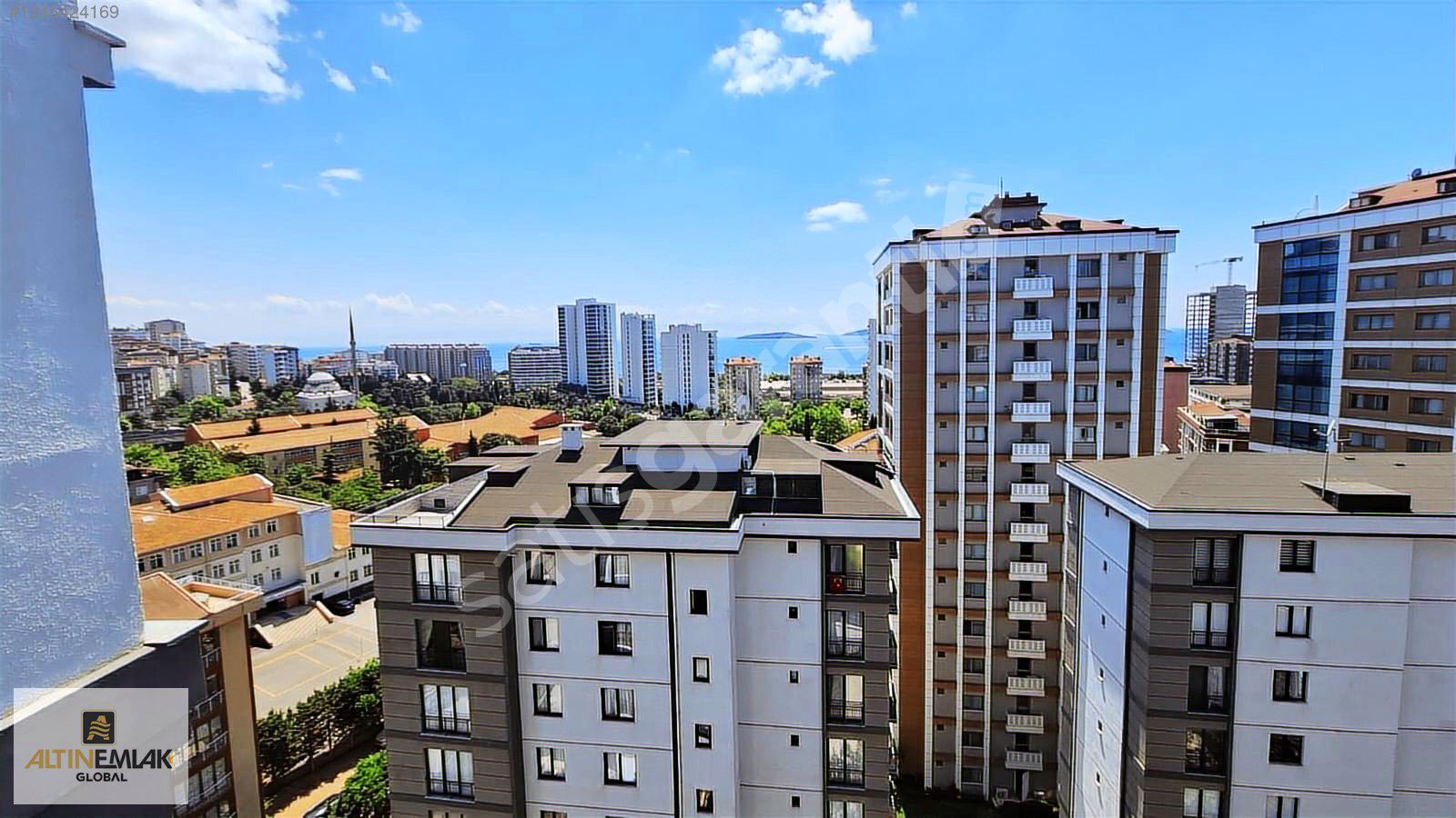 KARTAL'DA DENİZ MANZARALI, HAVUZLU, MARMARAYA YAKIN 3+1 DAİRE