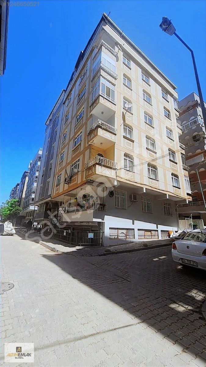 SİYAVUŞPAŞA / BAHÇELİEVLER DE SATILIK 3+1 DAİRE