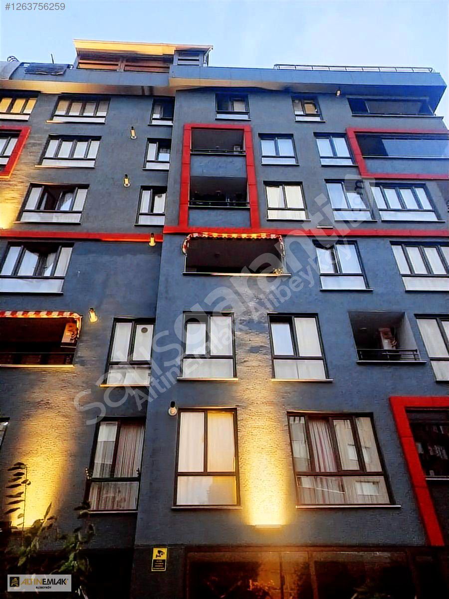 İÇİ ÖZEL YAPILMIŞ ÇATI PİYESİ YÜKSEK LÜKS DUBLEKS DAİRE