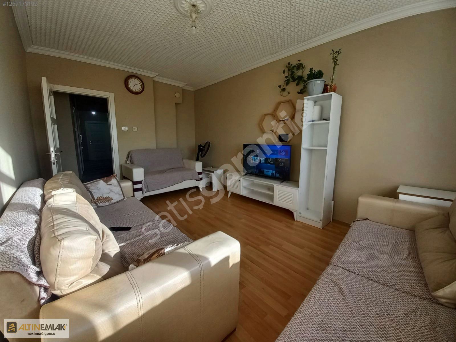 HIDIRAĞA MAHALLESİ SATILIK 2+1 UYGUN KUPON DAİRE