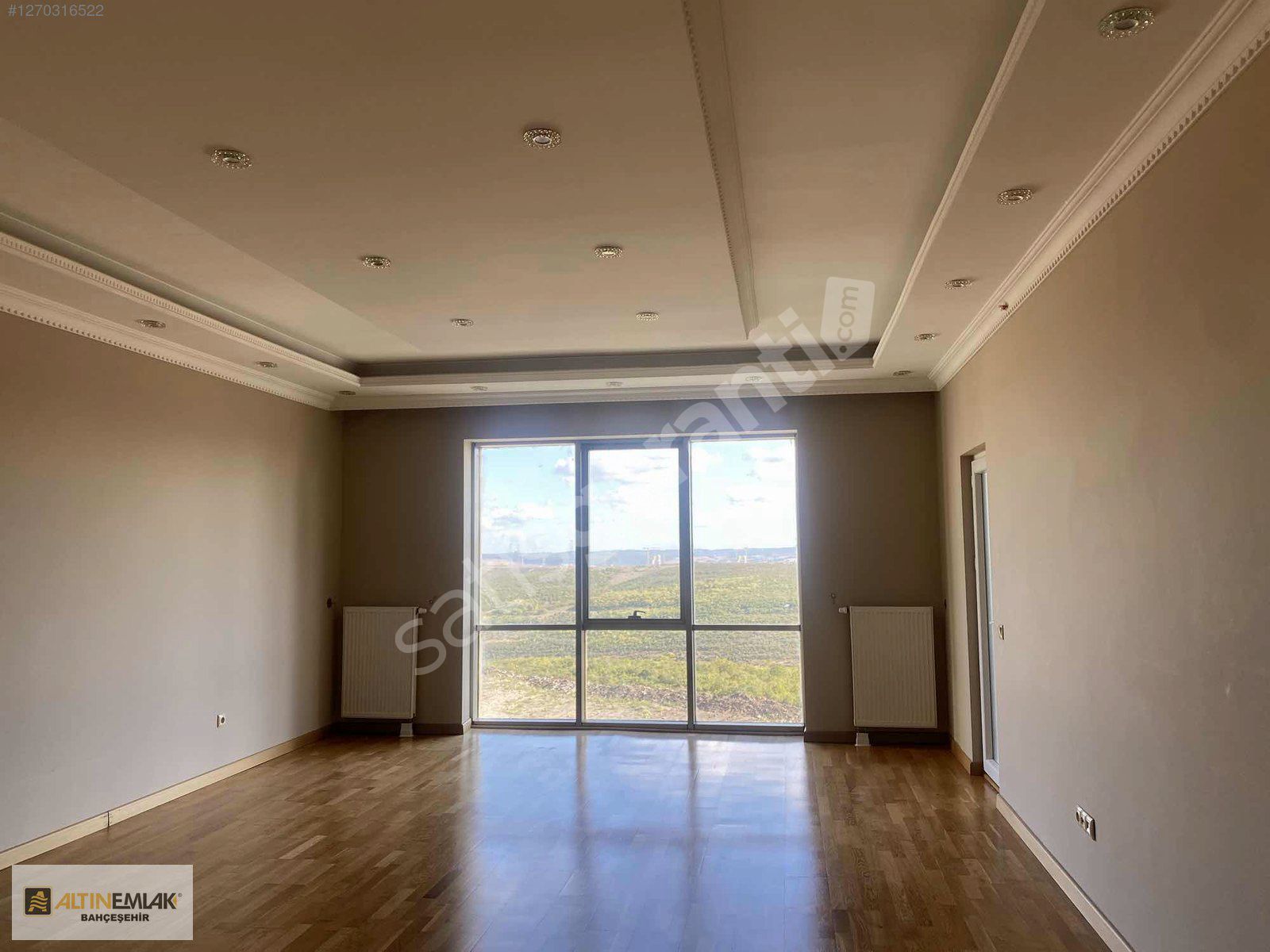 BAHÇEŞEHİR VADİTEPE MUHTEŞEMTADİLATLI KISAKAT 4+1 SATILIK DAİRE