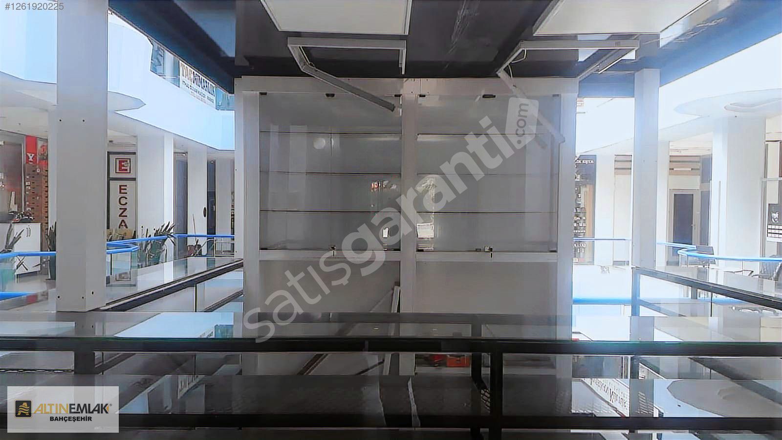 Bahçeşehir Tic. Merkezinde Devren Kiralık Stand Kirası 6.000 TL