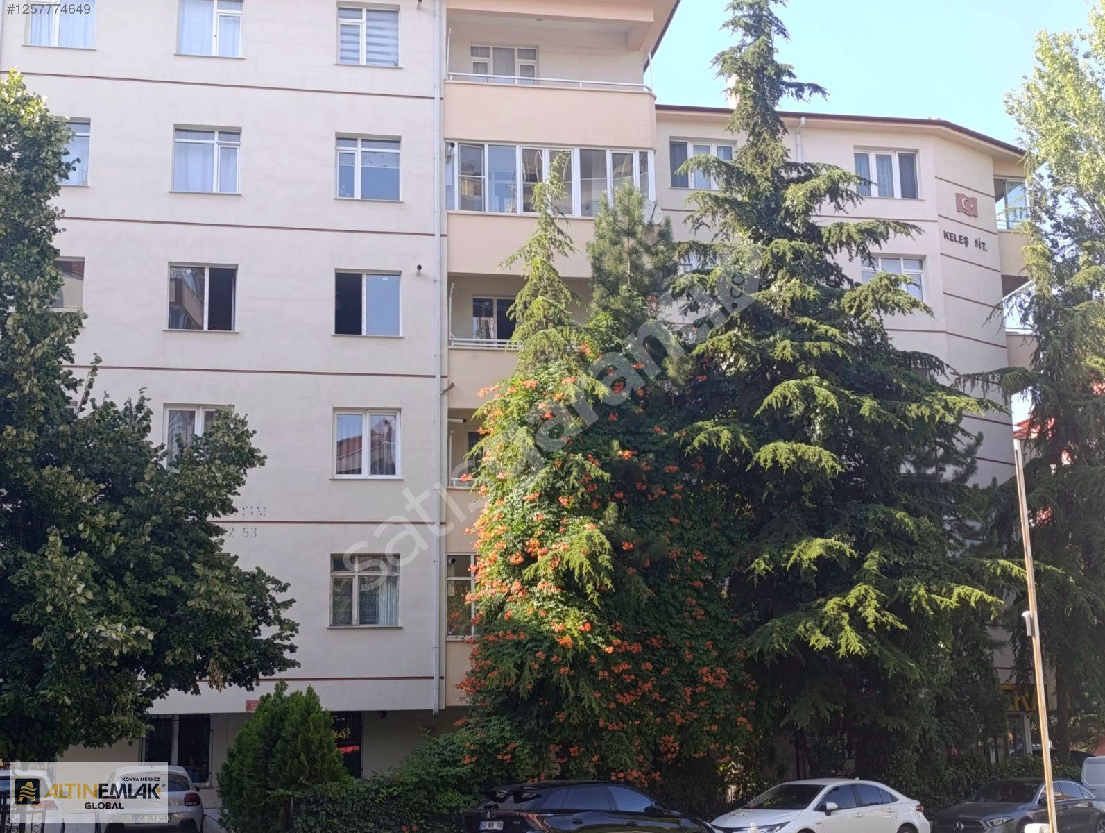 Konya Merkezde İstasyon Civarında Bakımlı 2+1 Satılık Daire
