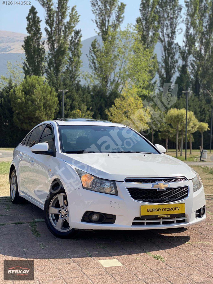 BERKAY OTOMOTİV CHEVROLET CRUZE DİJİTAL KLİMA+SUNROOF+124 HP