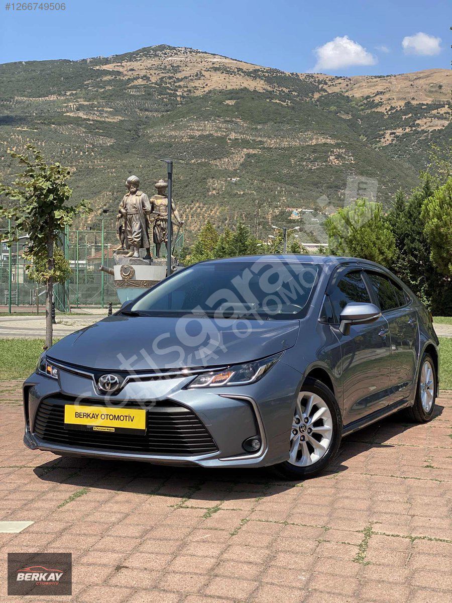 BERKAY OTOMOTİV TOYOTA COROLLA 1.5 DREAM 36 BİN KM HATASIZ