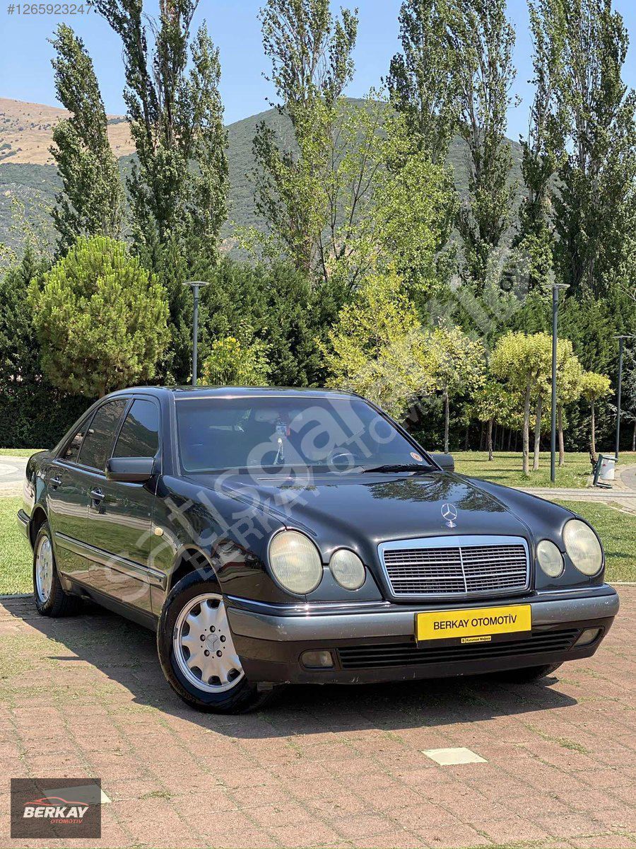 BERKAY OTOMOTİV İLK ELDEN MERCEDES-BENZ E200 ELEGANCE EMSALSİZ
