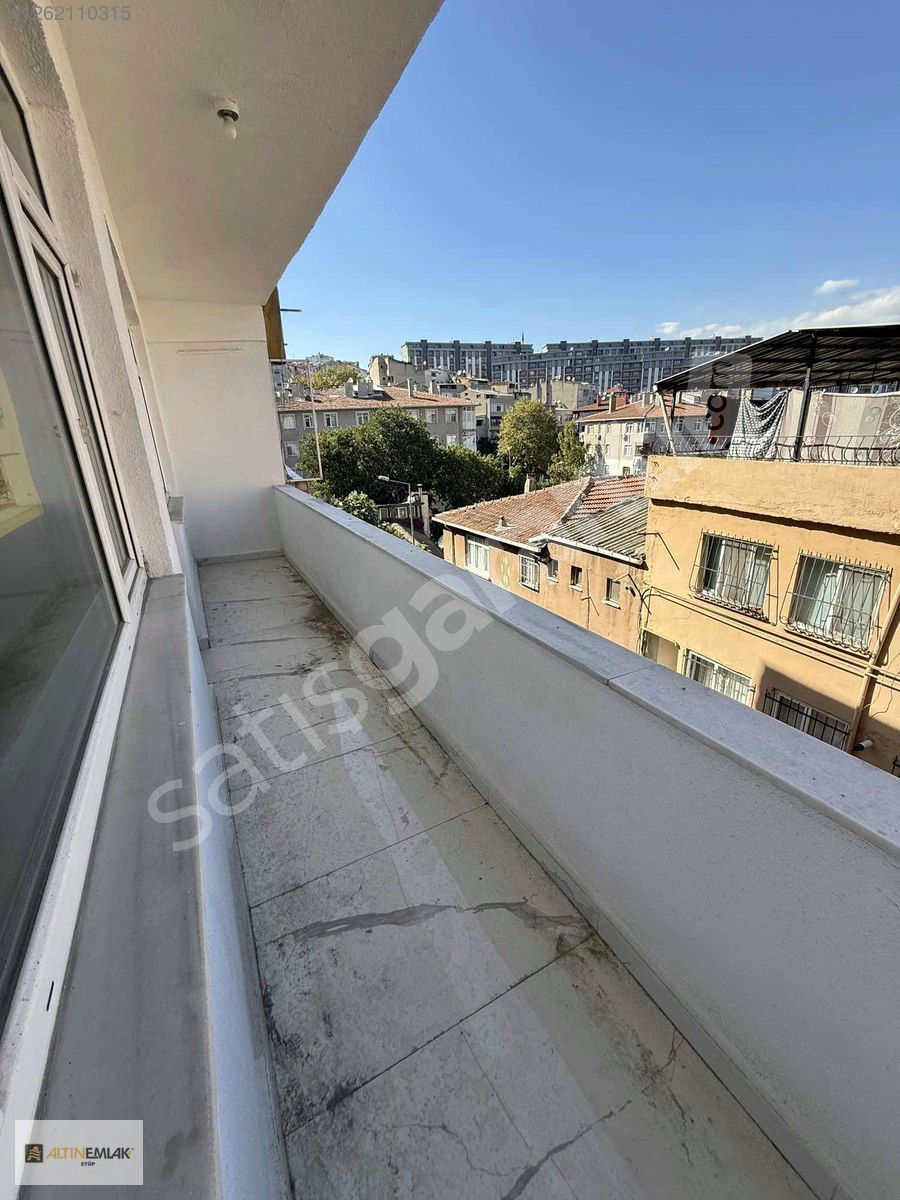 ALTIN EMLAK EYÜP ELİF RANA ÖZDEMİR'DEN KİRALIK DAİRE