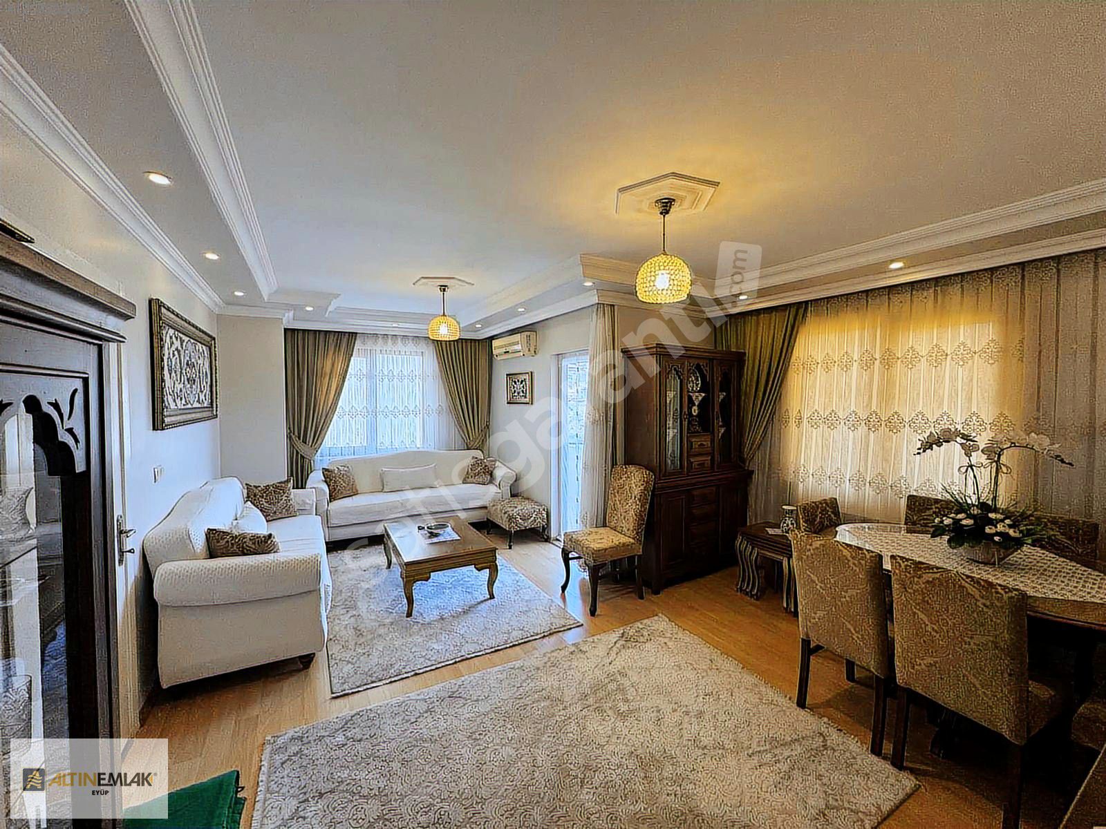 ALTIN EMLAK EYÜP SARE SEDA DAN SATILIK DAİRE