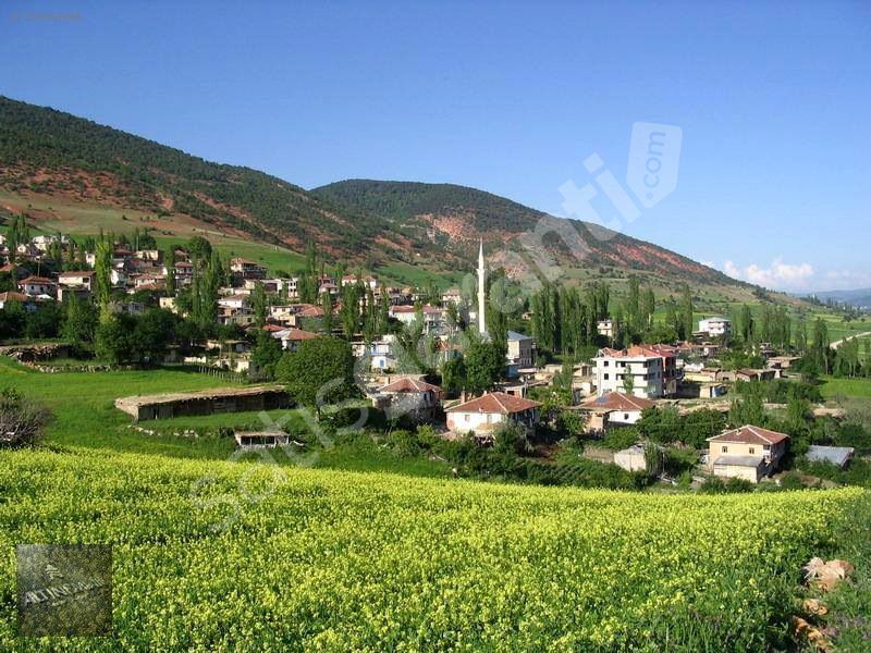 MERSİN MUT GÖKÇETAŞDA YERLEŞİM YERİNE YAKIN 1450 M2 ACİL SATLIK.