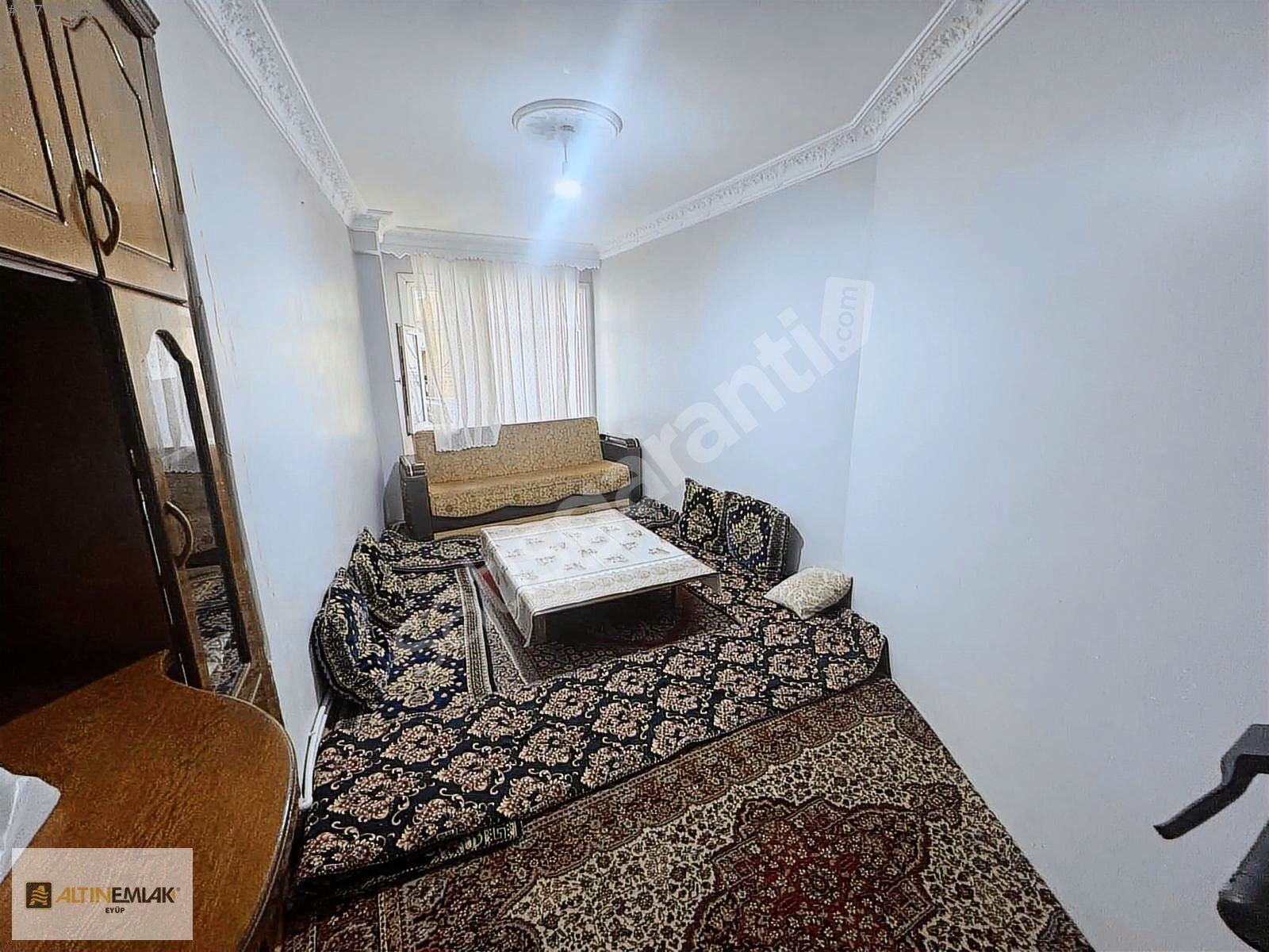 ALTIN EMLAK EYÜP SARE SEDA DAN SATILIK DAİRE