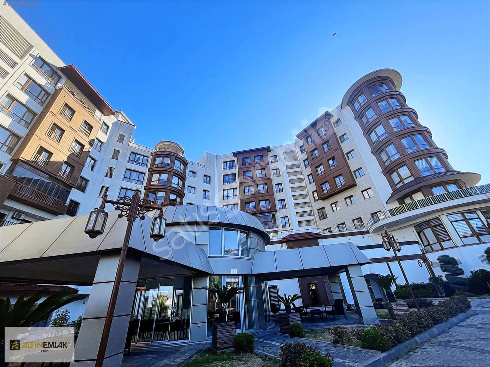 EYÜPSULTAN TOPÇULARDA SATILIK DAİRE