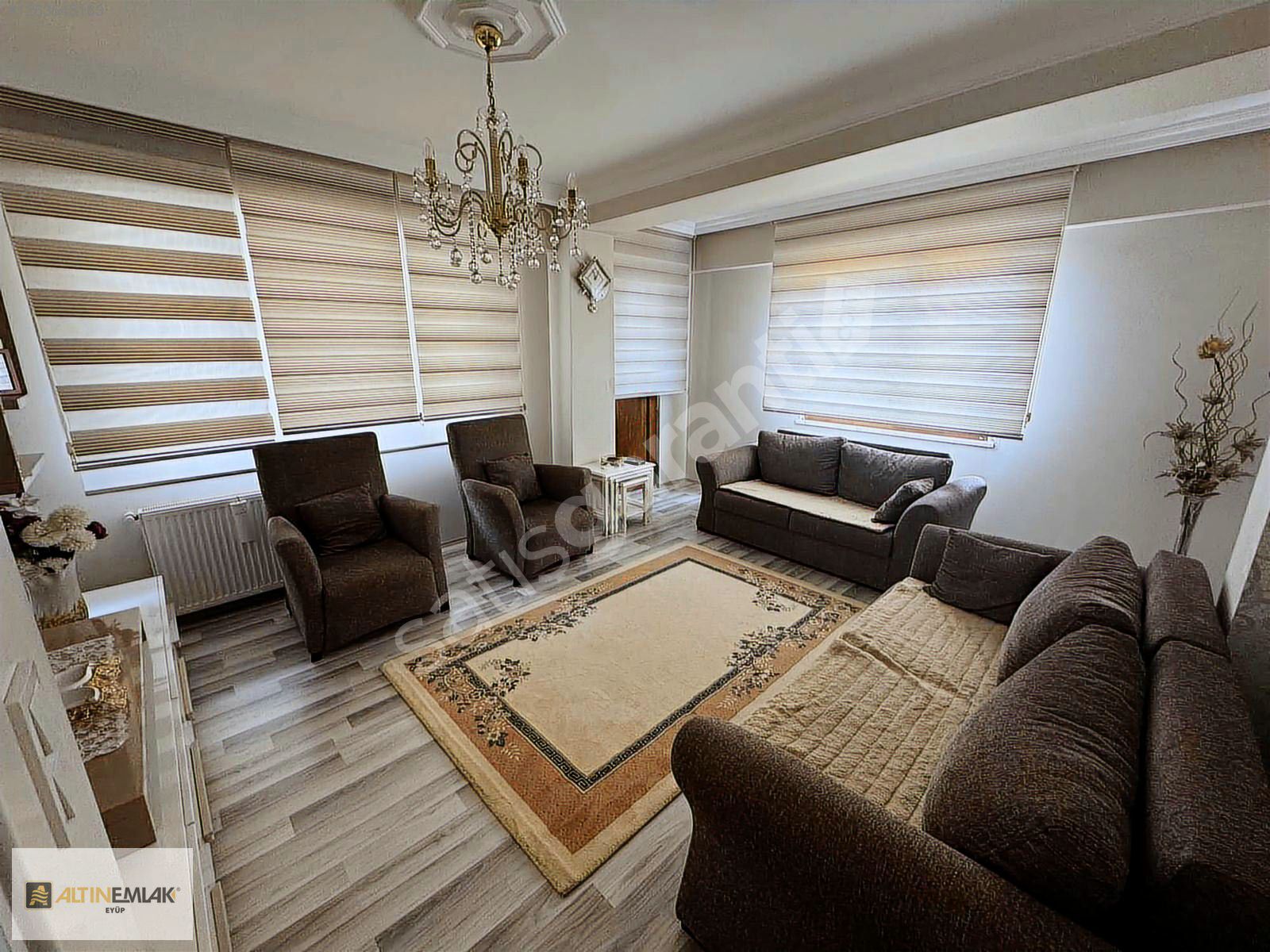 ALTIN EMLAK EYÜP SARE SEDA DAN SATILIK DAİRE