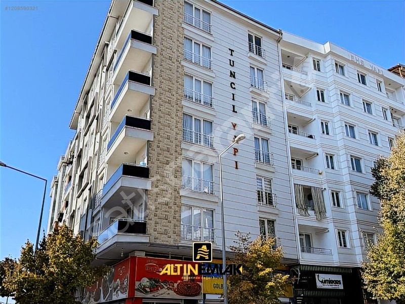 ALTIN EMLAKTAN GÖLBAŞI CADDESİNDE SATILIK 160 M2 3+1 DAİRE