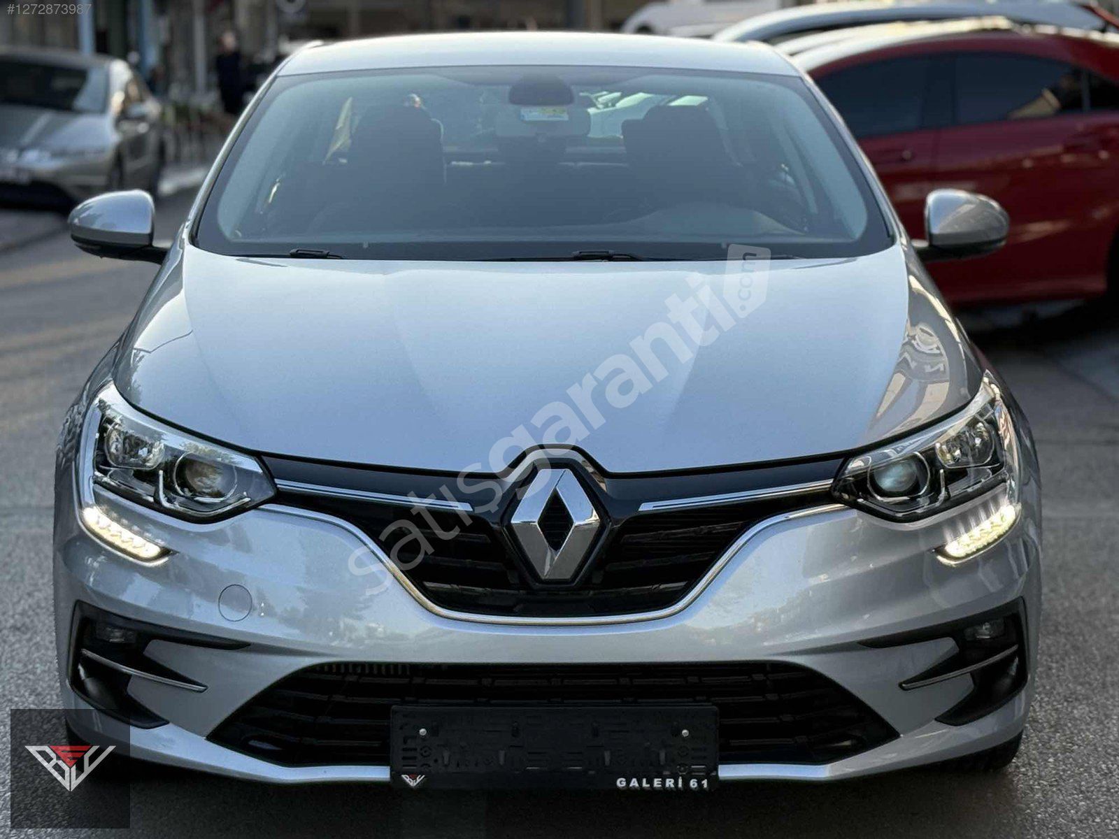 RENAULT MEGANE SEDAN 1.3 TCE TOUCH EDC 140 HP