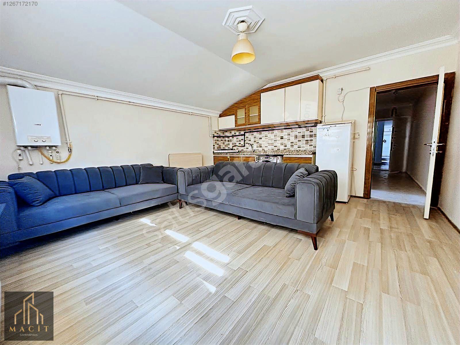MACİT GAYRİMENKUL'DEN AİLE SİTESİNDE 1+1 EŞYALI KİRALIK DAİRE
