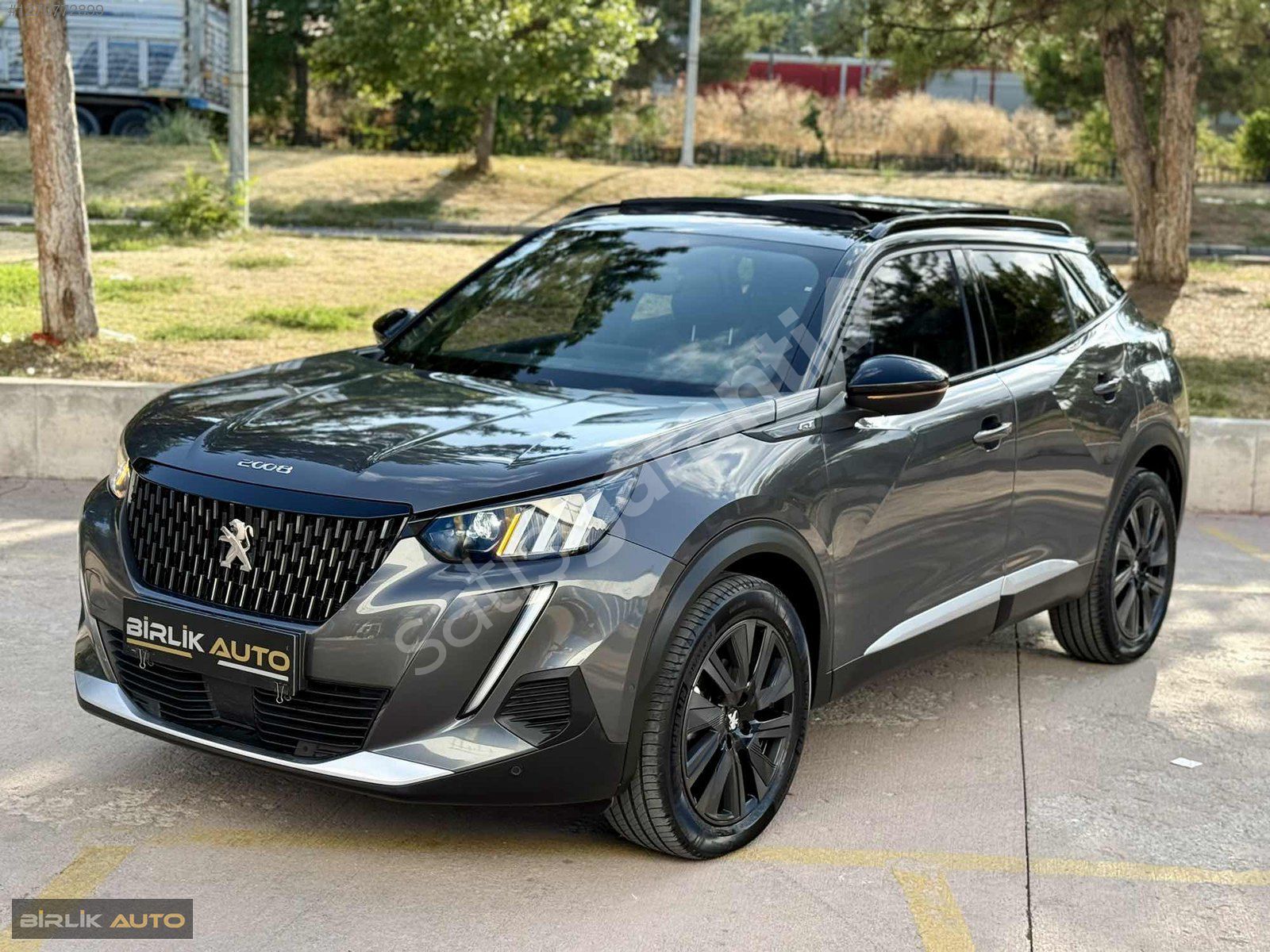 BİRLİK AUTO'DAN 2023 PEUGEOT 2008 1.2 GT BOYASIZ 34.KM CAM TVN