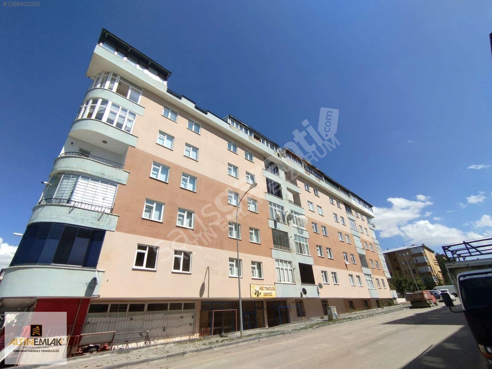 ALTIN EMLAK'TAN ŞÜKRÜPAŞA 4+1 SATILIK DAİRE
