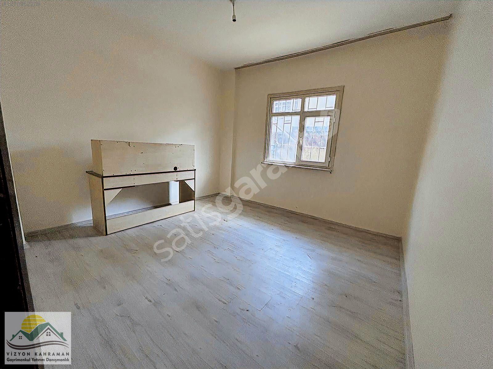 ESENYALI AHMET YESEVİDE BEKARA UYGUN 1+1 YÜKSEK GİRİŞ DAİRE