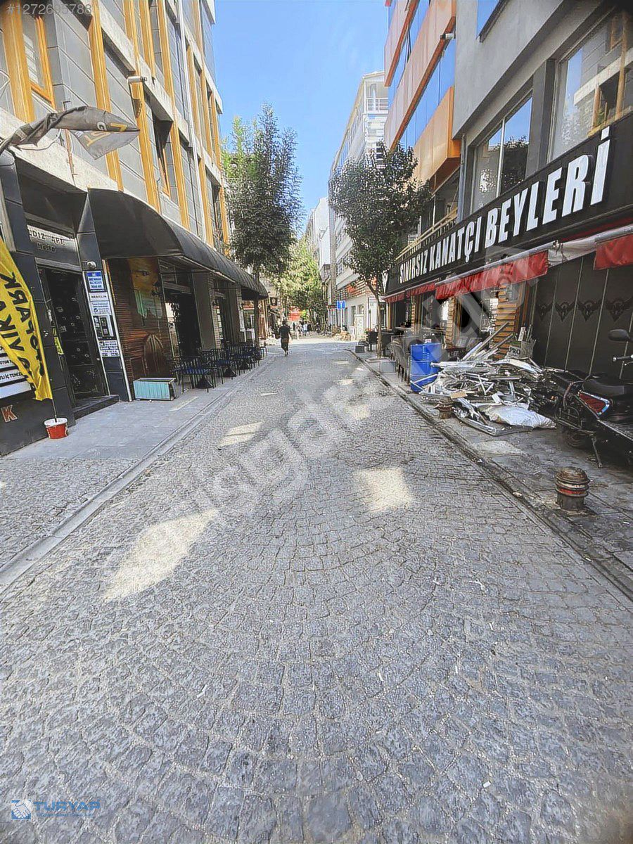 TURYAP ESKİŞEHİR İSTİKLAL ADALAR LÜKS SATILIK 1+1 DAİRE