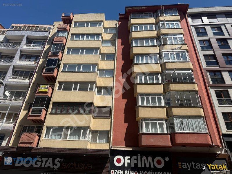 TURYAP' TAN YUNUS EMRE CADDESİNDE ARA KAT SATILIK BAKIMLI DAİRE