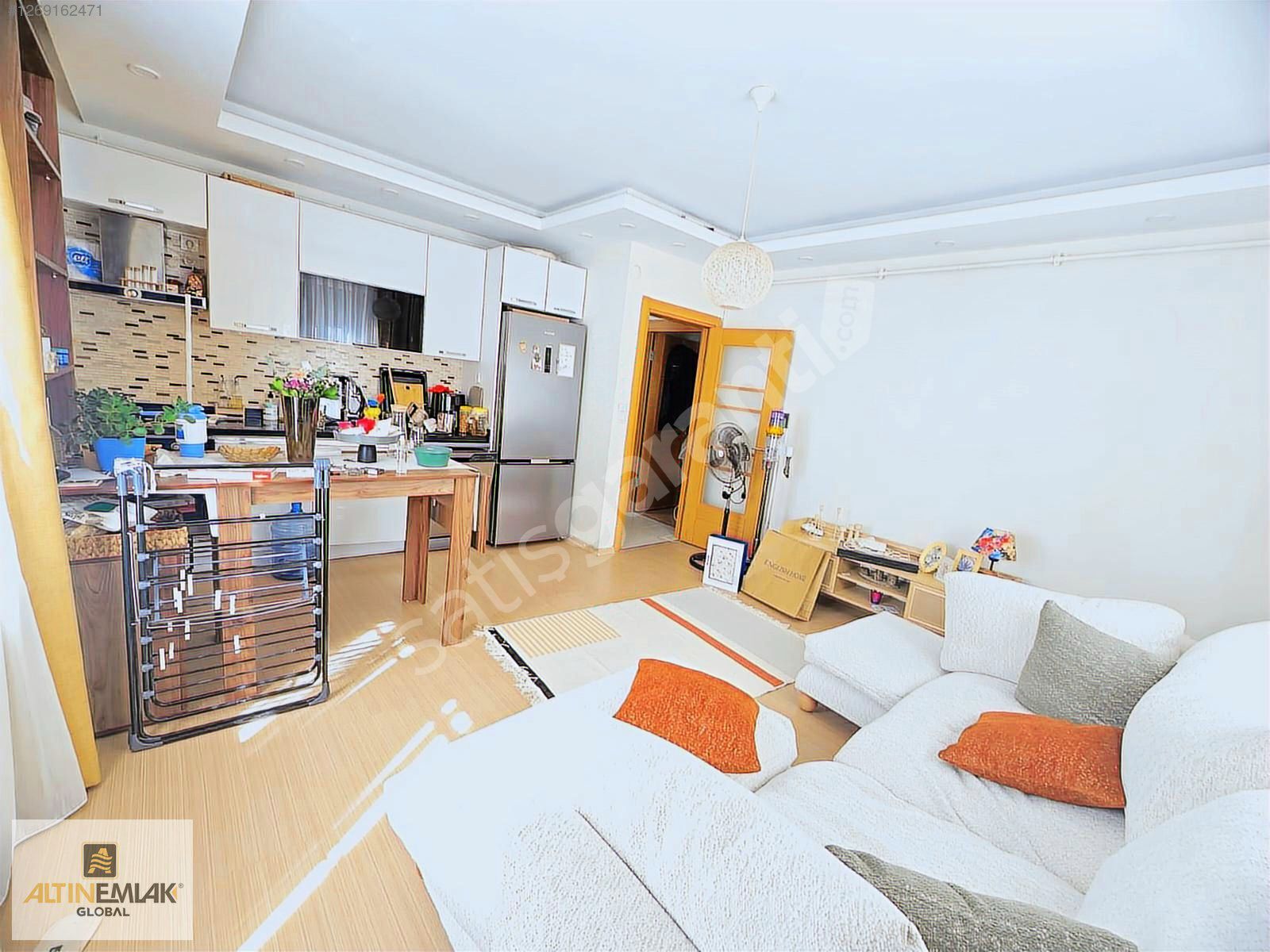 BAKIRKÖY KARTALTEPE DE SATILIK 2+1 BAHÇE KATI DAİRE