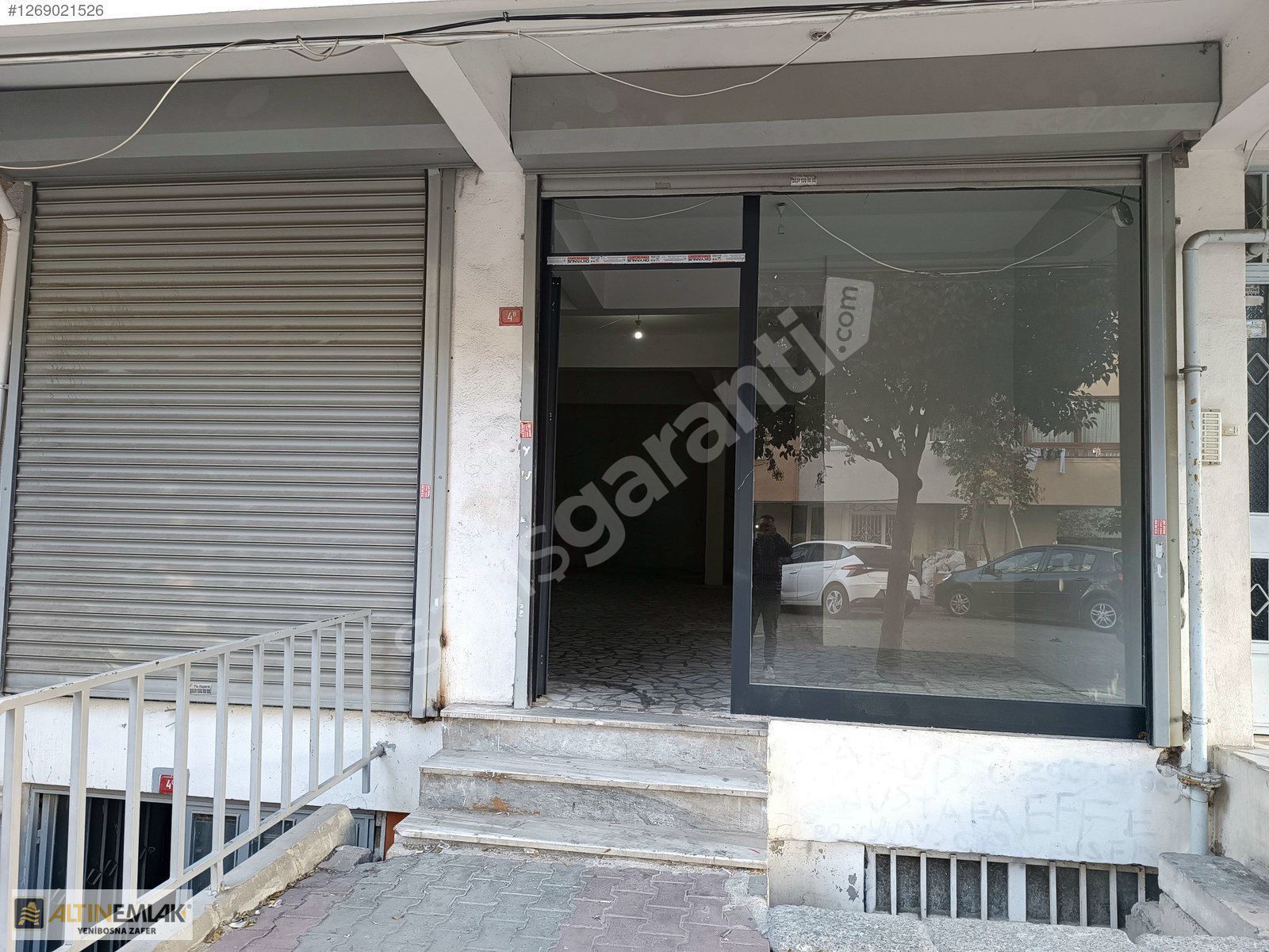 YENİBOSNA ESKİDJİ PAZARINA YAKIN 80M2 SATILIK DÜKKAN İŞYERİ
