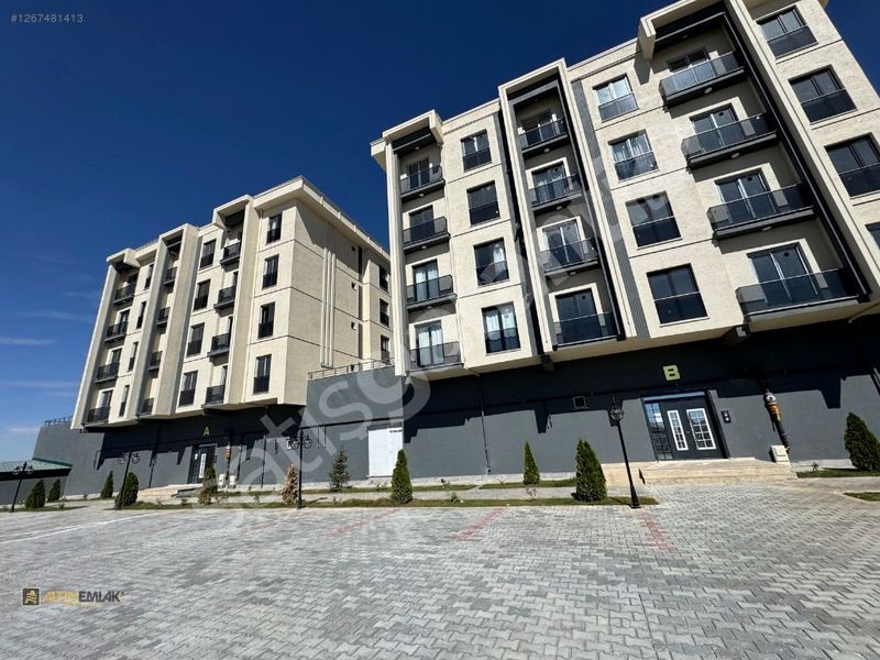 ALTIN EMLAK'TAN KAMPÜS YOLU ÜZERİ KİRALIK 1+1 EŞYALI DAİRELER
