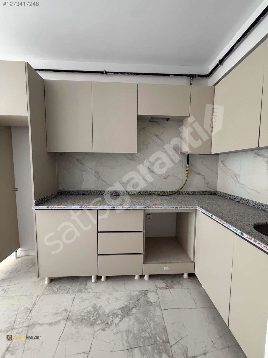 ALTIN EMLAK'TAN 1+1 LÜX DAİRE SATILIK'TIR