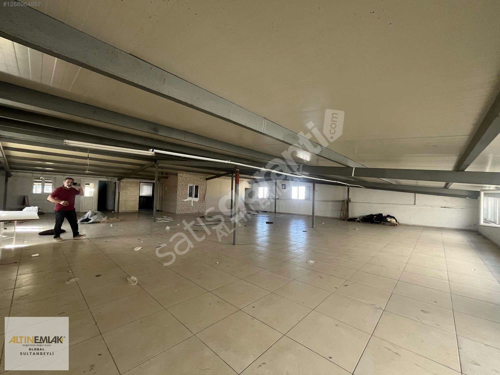BOSNA BULVARINDA 350m2 ÇATI KATI DÜKKAN