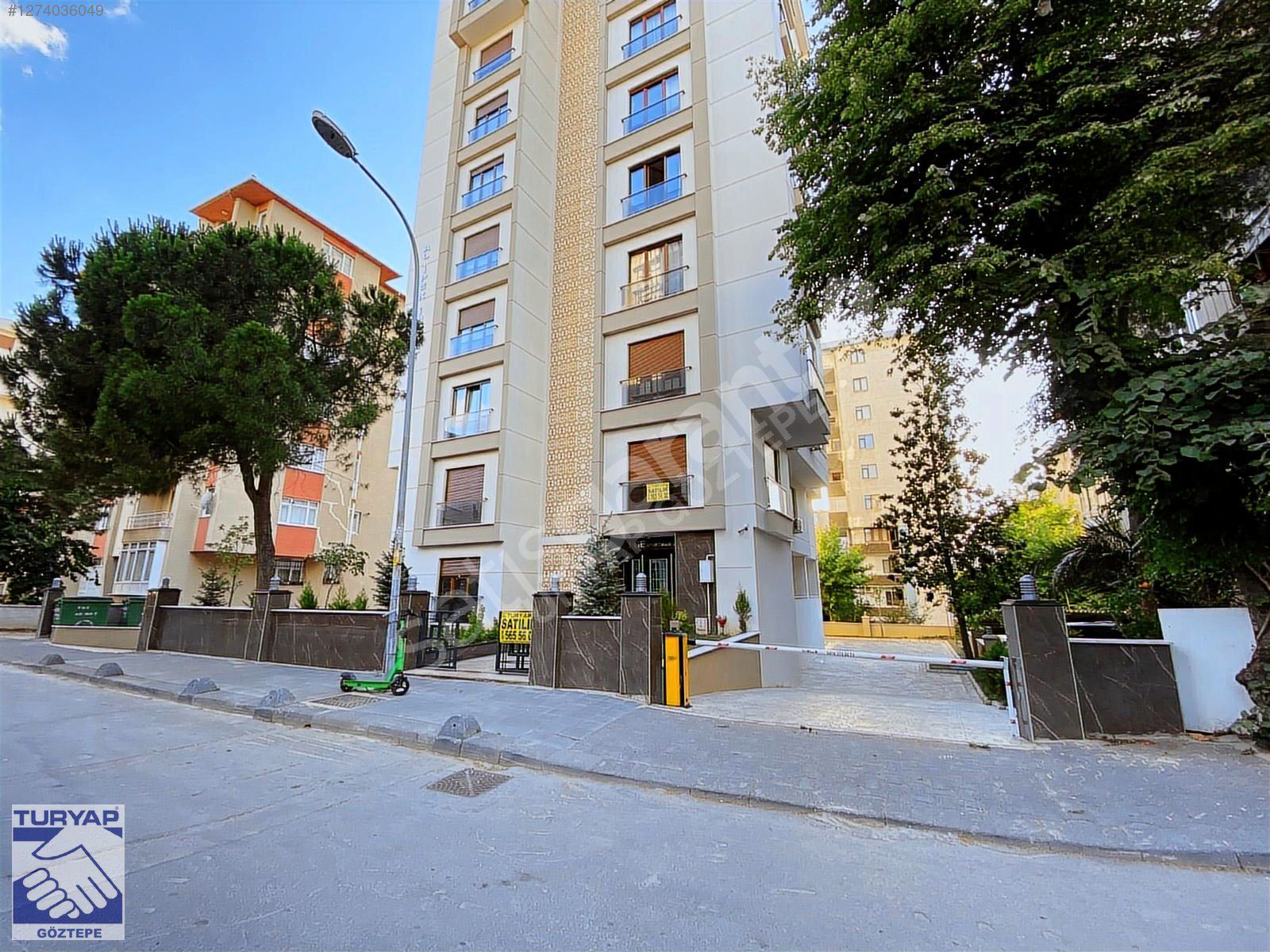 TURYAP GÖZTEPE DEN MERDİVENKÖY DE 2+1 SATILIK DAİRE