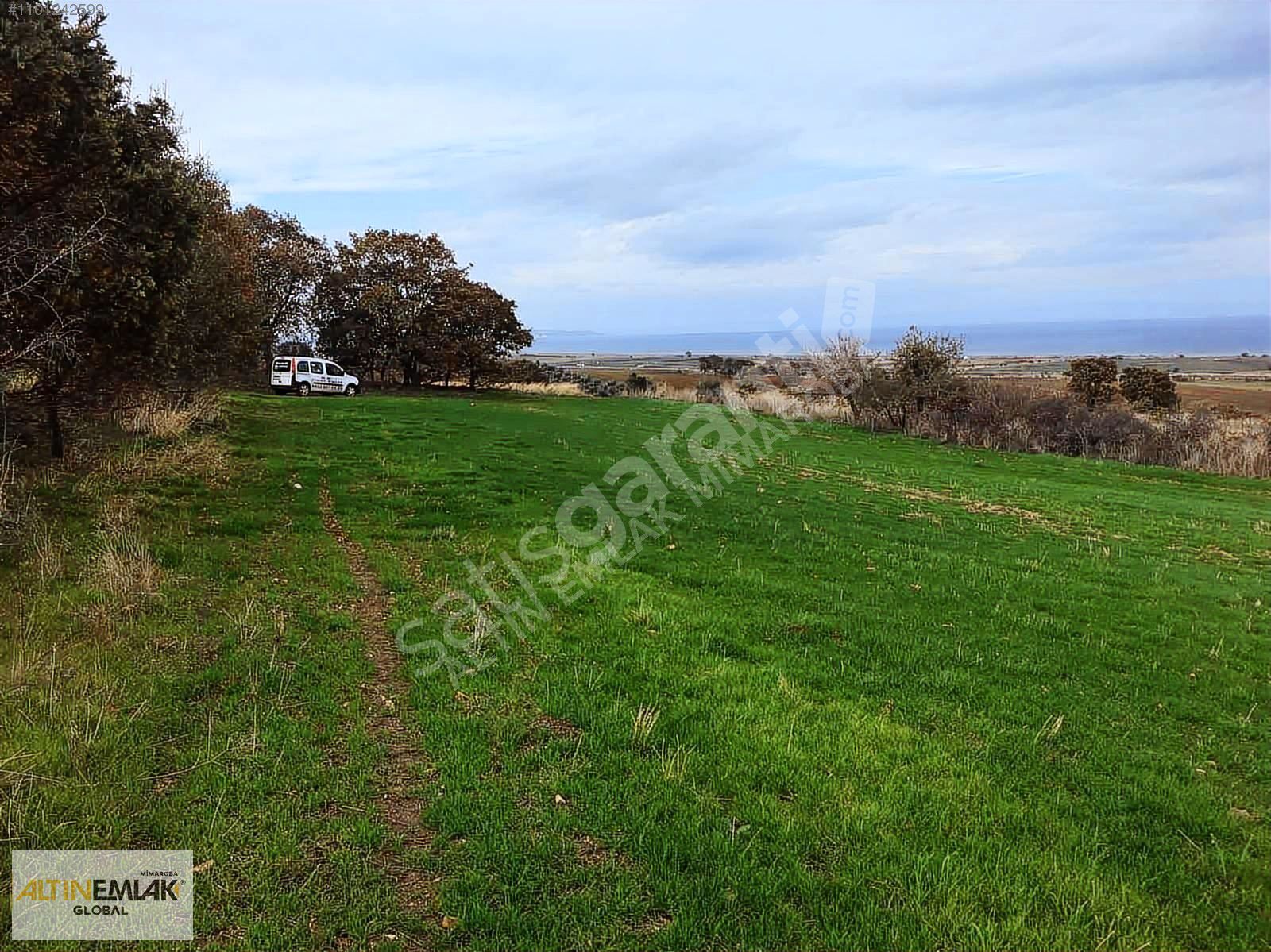 BALIKESİR GÖNEN KINALAR 7550 m2 tek tapu Deniz manzaralı