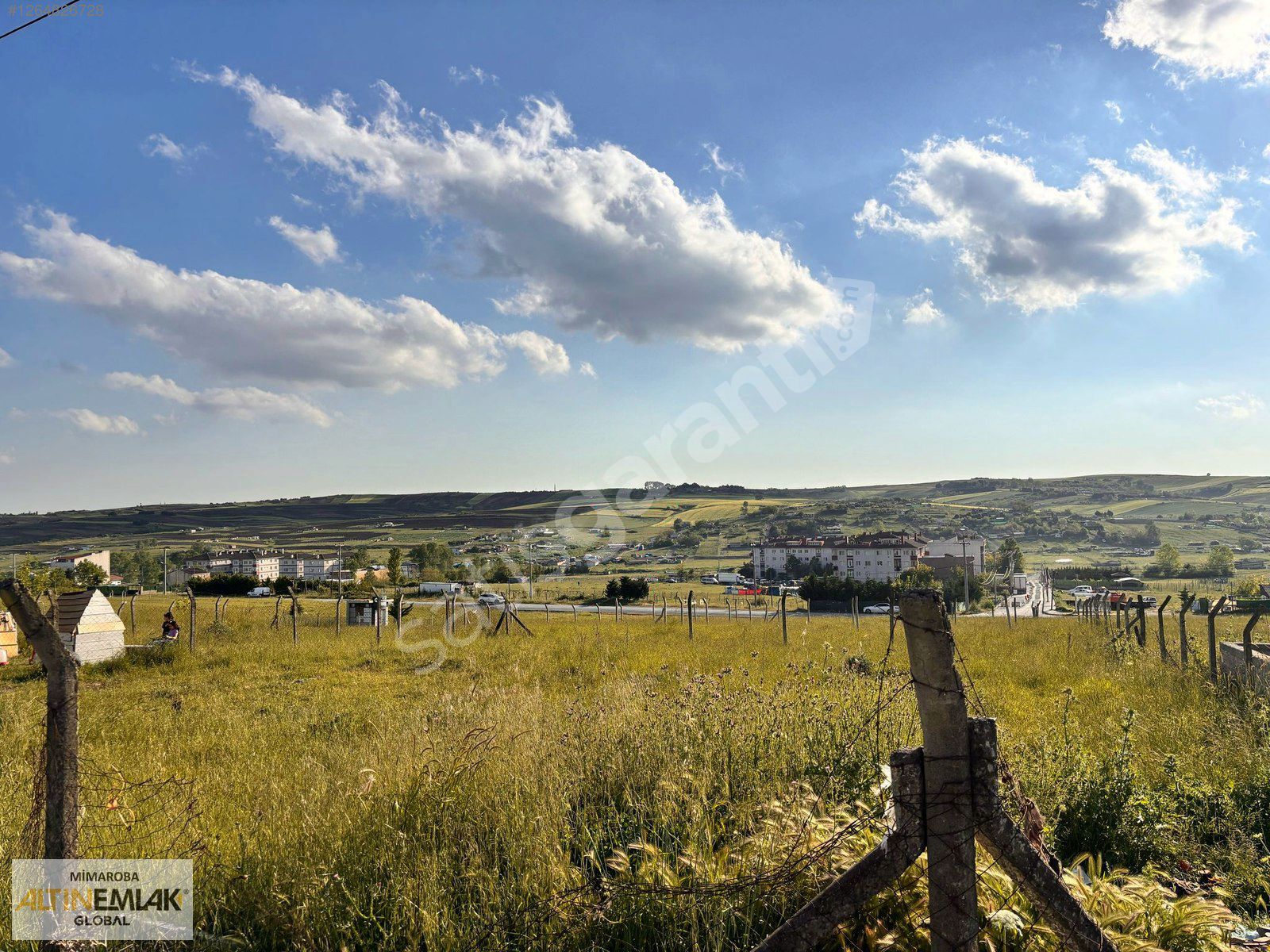 İSTANBUL ARNAVUTKÖY'DE SATILIK ARSA- 676m2-