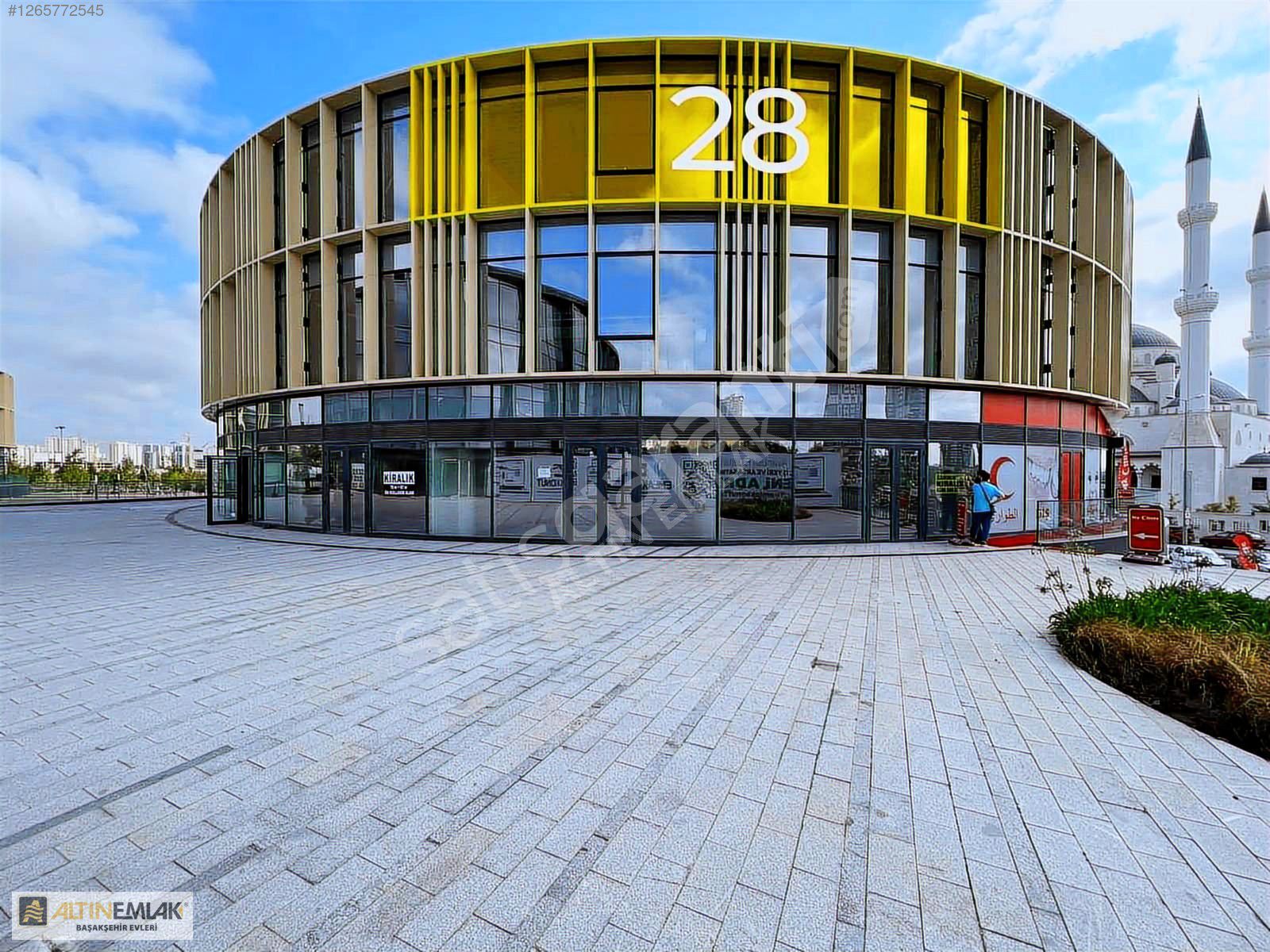 KAYAŞEHİR KUZEY YAKASI B3 BLOK CADDE CEPHE 120 M2 SATILIK OFİS