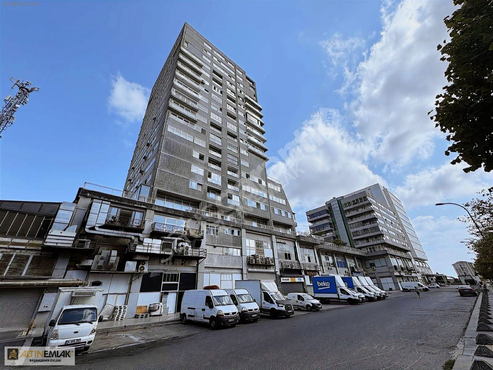 KENT NERİVADA ARA KAT BOŞ FIRSAT DAİRE