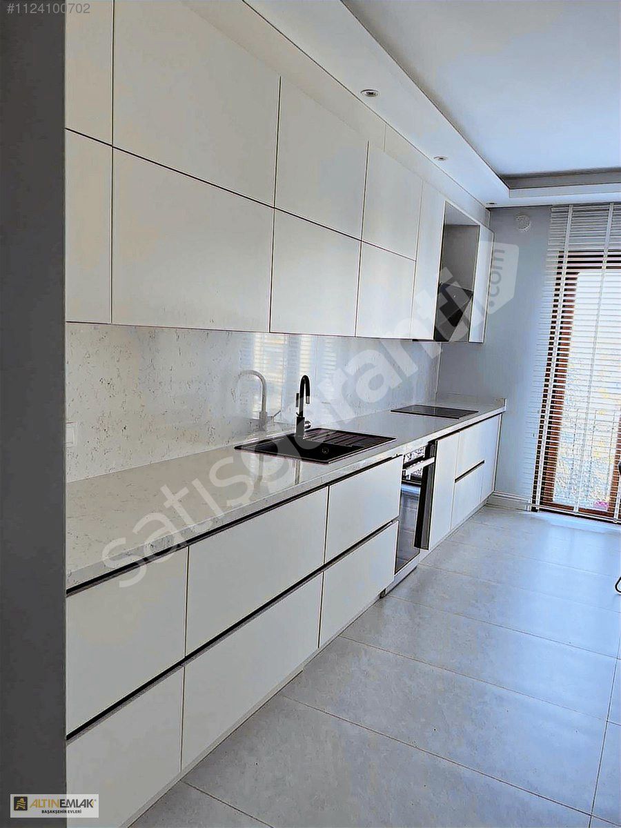 BAŞAKŞEHİR KALAMIŞ SİTESİ 4+1 SATILIK TADİLATLI SIFIR MASRAFSIZ