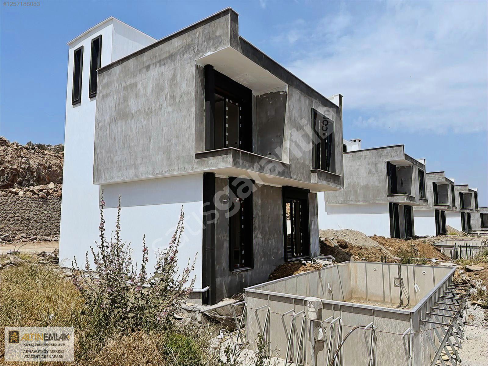 İZMİR DİKİLİ ÇANDARLI ROGE MARİNE'de B TİPİ HAVUZLU VİLLA
