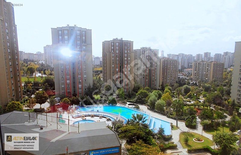 Avrupa Konutları 1'de 141 m2 3+1 Temiz 8.Kat
